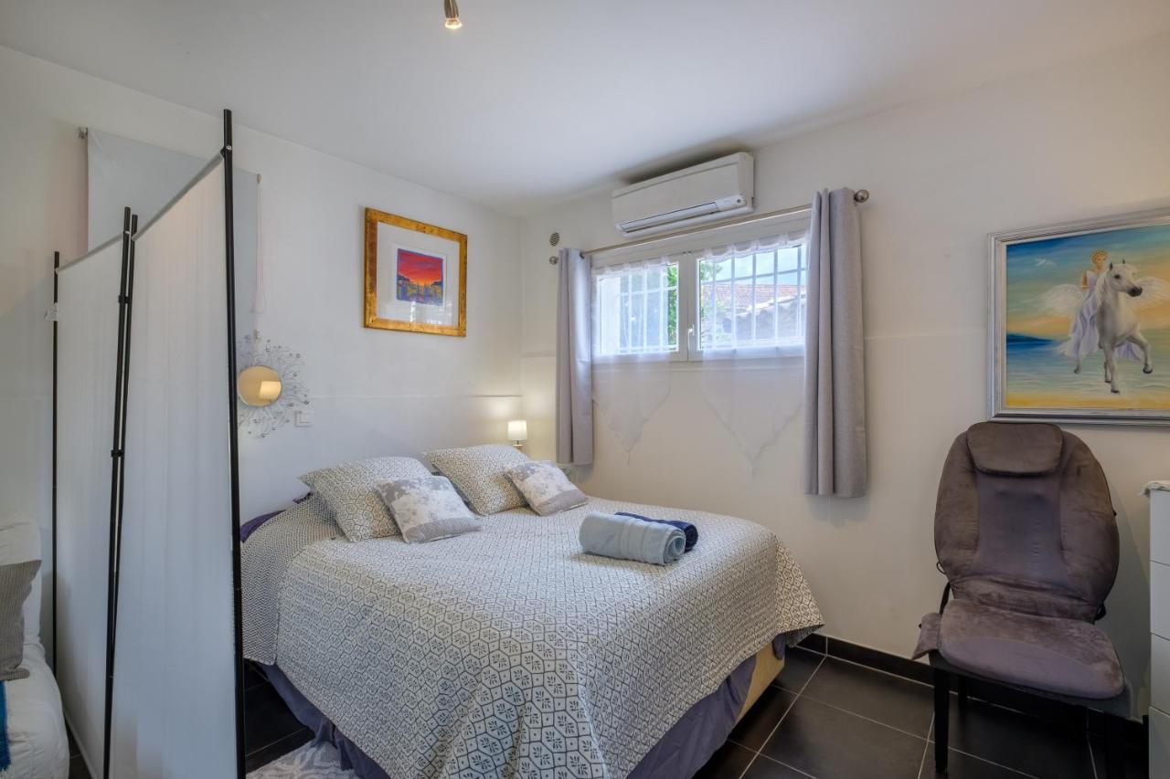 Bas De Villa, Piscine, 3 Etoiles แซงต์-ปอล-เดอ-วองส์ ภายนอก รูปภาพ